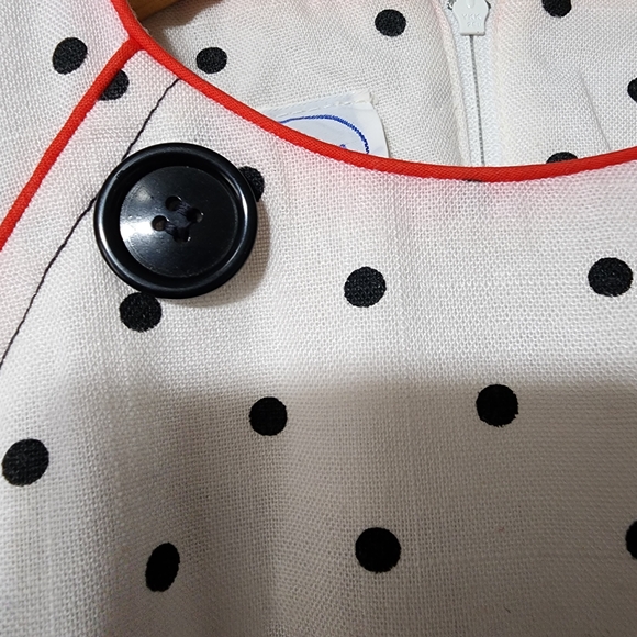Vintage White Pin Up Polka Dot Belted Dress With Buttons Red Trim - Picture 6 of 10